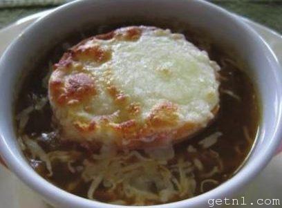 Cooking French Onion Soup New