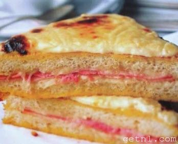 Cooking The Classic French Bistro Sandwich - Croque Monsieur